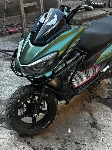 мото вело: Скутер/макси‑скутер с внедорожным обвесом и яркой оптикой - Тип — 7