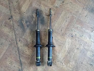 прокачка: Передний амортизатор Toyota — 1