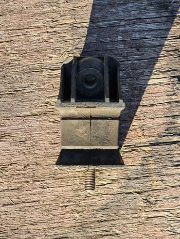 двигател на спринтер: Подушка мотора Mercedes-Benz 1998 г., Б/у, Оригинал, Германия — 14