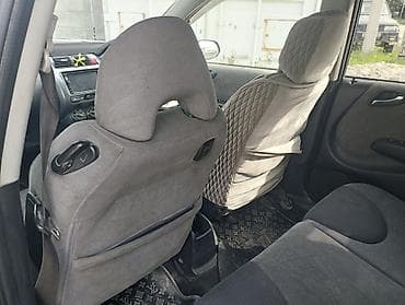 john dere: Honda Fit: 2002 г., Хэтчбэк — 8