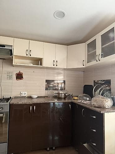 Кухонный гарнитур, цвет - Коричневый