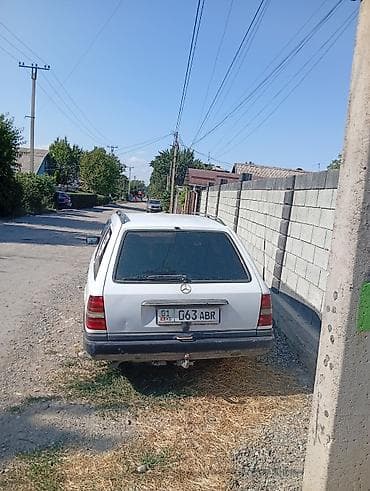 Mercedes-Benz W124: 1989 г., 2.3 л, Механика, Бензин, Универсал — 3