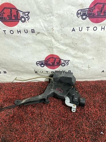 Замок двери Toyota 2000 г., Б/у, Оригинал, Япония