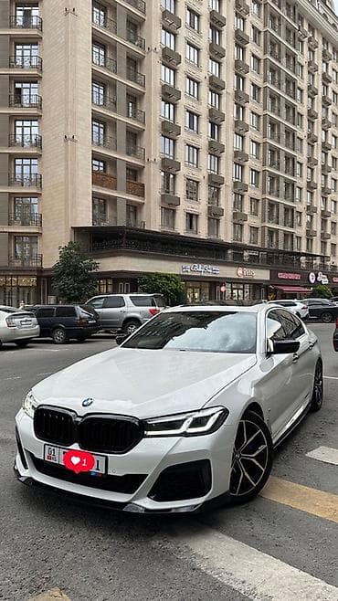 BMW 5 series: 2022 г., Седан — 1