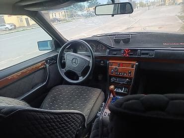 lada 2112: Mercedes-Benz W124: 1993 г., 2.2 л, Ручные, Бензин, Седан — 6