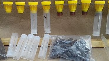 купить пчелопакет: Джентерский сот - позволяет пчеловоду получить маток высокого качества — 5