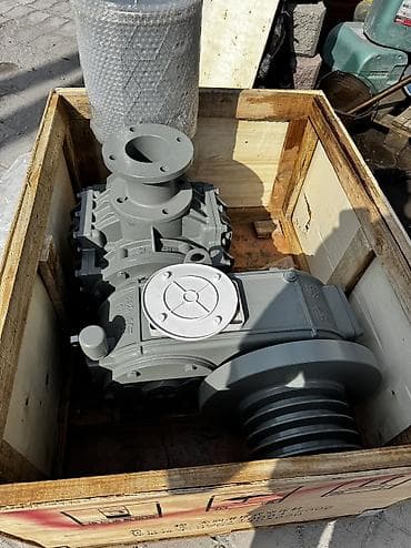 Компрессор для цементовоза HYCW - 12.5m3/min Обороты 950r/min 38kw at lalafo.kg Компрессор для цементовоза HYCW - 12.5m3/min Обороты 950r/min 38kw