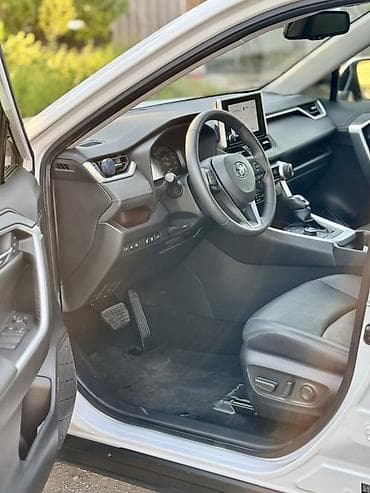 тайота приум: Toyota RAV4: 2023 г., 2.5 л, Автомат, Гибрид, Кроссовер — 9