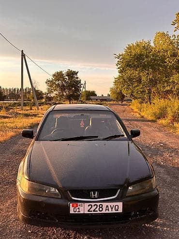 Honda Accord: 1999 г., 2 л, Механика, Бензин, Седан at lalafo.kg Honda Accord: 1999 г., 2 л, Механика, Бензин, Седан
