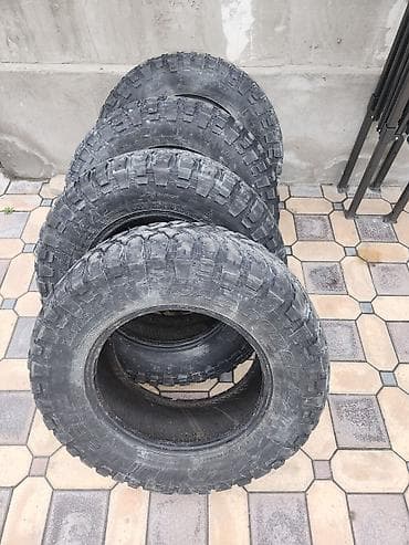 Шины: Комплект из 4 внедорожных шин LT 265/70 R17. M/T MT Характеристики: - — 2