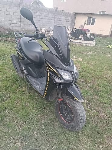 фары на скутер: Скутер BARS (черный с жёлтыми акцентами) (Бензин). - Тип — 1