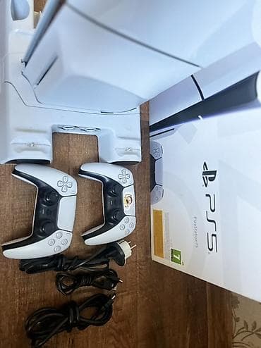 dualsens: PlayStation 5 (версия с дисководом) + аксессуары Комплектация: - — 3