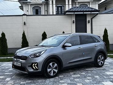 Kia: Kia Niro: 2021 г., 1.8 л, Вариатор, Гибрид, Хэтчбэк — 3