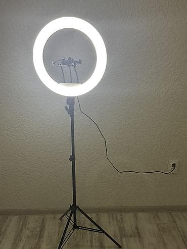 i7 11: Кольцевая LED-лампа на штативе для фото/видео - Диаметр кольца: около — 2