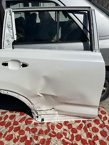 жесткий цепка: Дверь Задняя левая Toyota, Б/у, Оригинал — 3