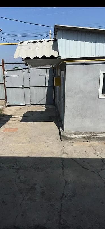 60 м², 3 комнаты, Забор, огорожен — 1