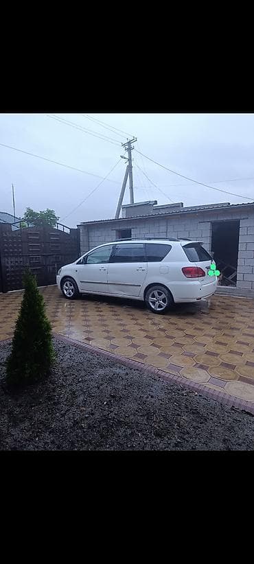 jetta 2: Toyota Ipsum: 2001 г., 2.4 л, Автомат, Бензин, Минивэн — 3