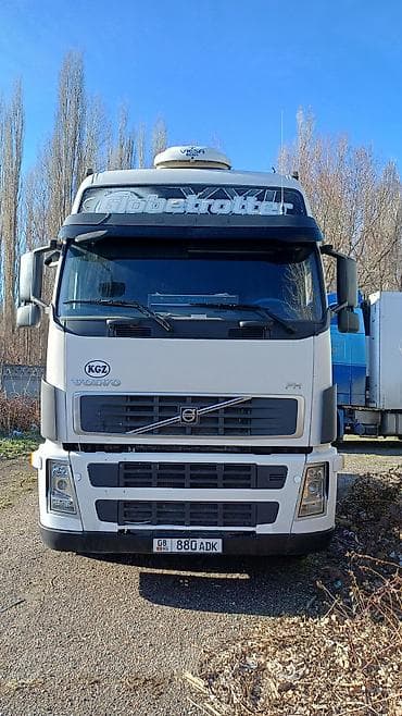 audi a80: Тягач, Volvo, Без прицепа — 2