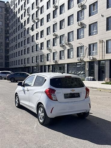 spar: Chevrolet Spark: 2020 г., 1 л, Автомат, Бензин, Хэтчбэк — 5