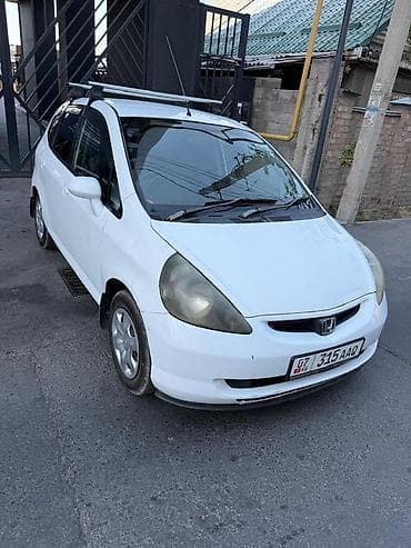 Продажа авто: Honda Fit: 2002 г., 1.3 л, Автомат, Бензин, Хэтчбэк — 6
