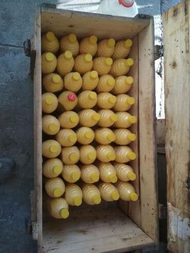 Токтогулдун Сары май.топленое масло натуральный л 1000 сом в Кара at lalafo.kg Токтогулдун Сары май.топленое масло натуральный л 1000 сом в Кара