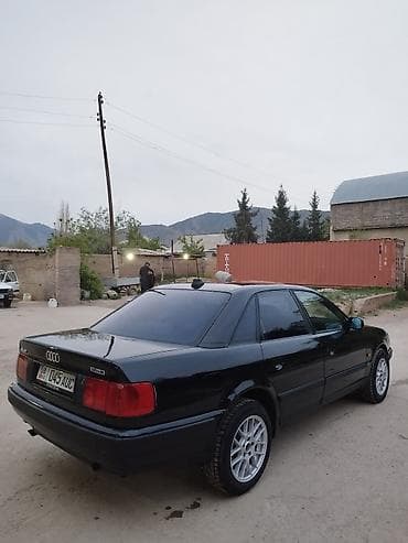 а 6 горбатый: Audi S4: 1992 г., 2 л, Механика, Седан — 3