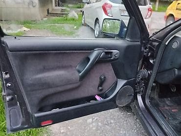 fit 2008: Volkswagen Vento: 1993 г., 1.8 л, Ручные, Бензин, Седан — 5