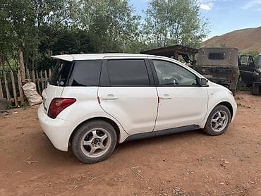 lf sonata: Toyota Ist: 2003 г., 1.5 л, Автомат, Бензин — 3