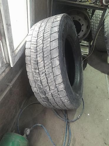 резина 16 с: Шины 315 / 70 / R 22,5, Лето, Б/у, Комплект, Грузовики/Автобусы, Италия, Michelin — 4