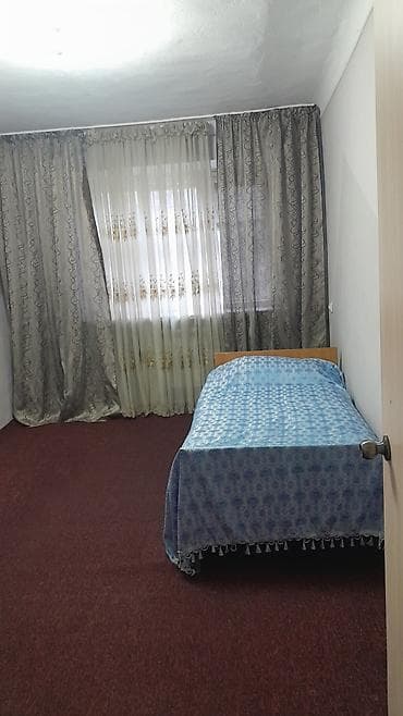 двор: 2 комнаты, С мебелью частично — 2