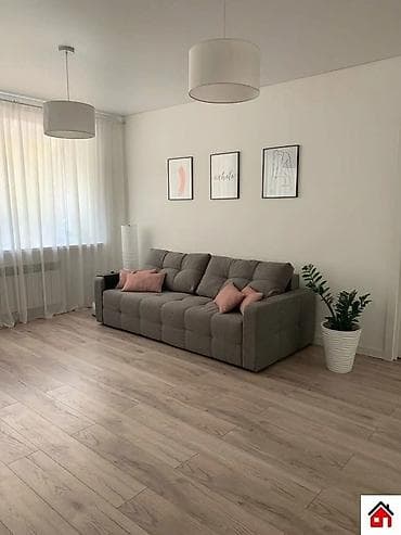 3 room: 3 комнаты, 51 м², Индивидуалка, 1 этаж, Косметический ремонт — 1