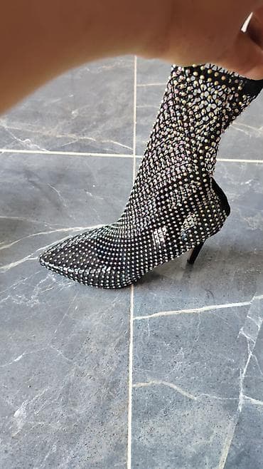 jimmy: Ботинки, 37, Jimmy Choo, Б/у, цвет - Черный, Платная доставка — 4