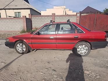 Mazda 626: 1988 г., 2 л, Бензин, Седан