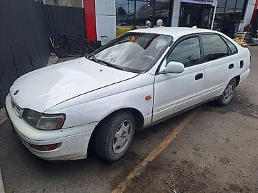 Toyota Carina E: 1995 г., 1.8 л, Кол менен иштөөчү, Седан — 2