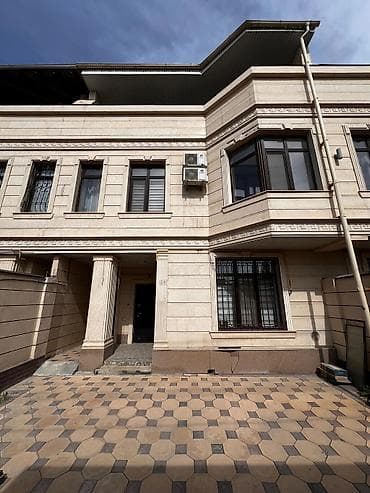 Продается 3х уровневый Таунхаус❗️ 📍 Адрес: 7 апреля/ Магистраль 📐