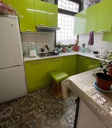 цум квартиры: 1 комната, С мебелью частично — 1