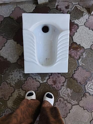 журнальный стол из двигателя: Керамический напольный унитаз «турецкий» (сквот-туалет). - Материал — 1