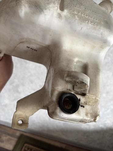 бардачок хонда стрим: Бачок Honda Оригинал, Япония — 2