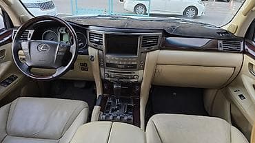Lexus: Lexus LX: 2011 г., 5.7 л, Автомат, Бензин, Внедорожник — 7