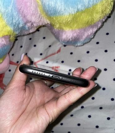 айфон телефоны: IPhone 11, Черный — 4