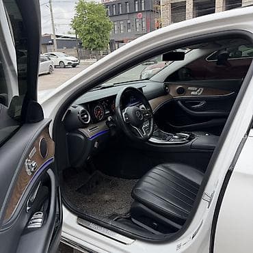 мерседес петровка: Mercedes-Benz E-Class: 2019 г., 2 л, Автомат, Дизель, Седан — 9