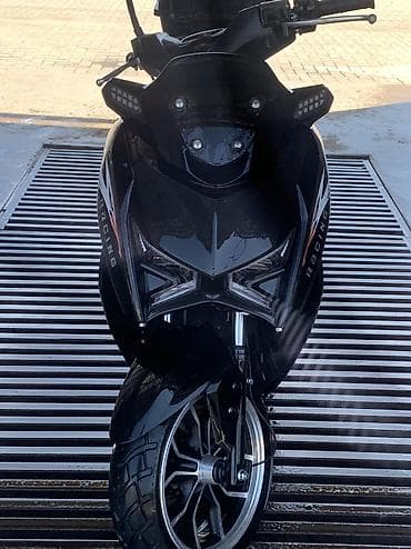 мотоциклы с китая: Макси-скутер 150 куб. см, Бензин, Б/у — 6