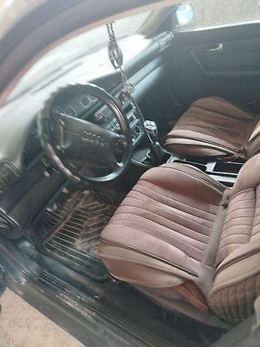 leksus 570: Audi 100: 1995 г., 2 л, Механика, Бензин, Седан — 2