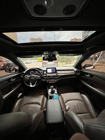 kia k7 2021: Kia K3: 2019 г., Седан — 6