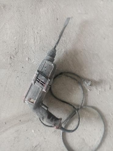 Перфораторы: Срочно Продаю Перфоратор сетевой с лопаткой (долотом) в комплекте — 2