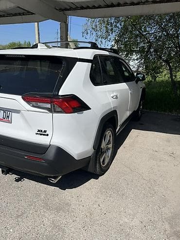 авто седло: Toyota RAV4: 2022 г., 2.5 л, Вариатор, Гибрид, Кроссовер — 6