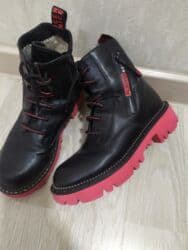 обувь ручной работы бишкек: Две пары зимней обуви: На первой фотке: женские/подростковые черные — 1