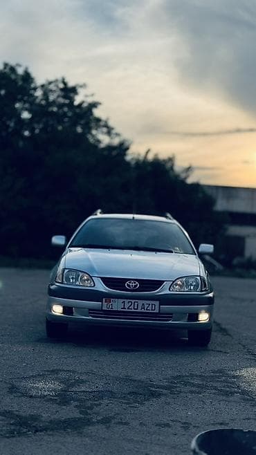 тайота авенси: Toyota Avensis: 2003 г., 1.8 л, Механика, Бензин, Универсал — 3
