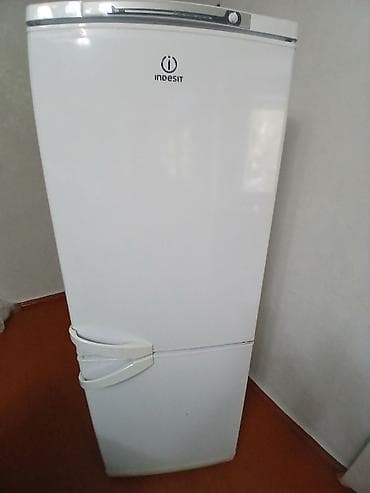 Продаю холодильник индезит,морозит хорошо 8 т.сом