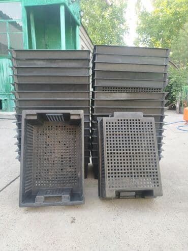 металлический ящик с крышкой: Ящик, Б/у — 1